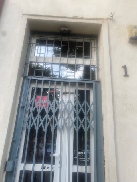 SPATIU COMERCIAL CU MULTIPLE DESTINATII CENTRAL - Poză 11