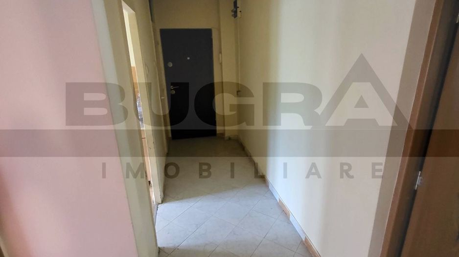 Apartament de 2 camere, decomandat, etaj intermediar, cartier Plopilor - Poză 5