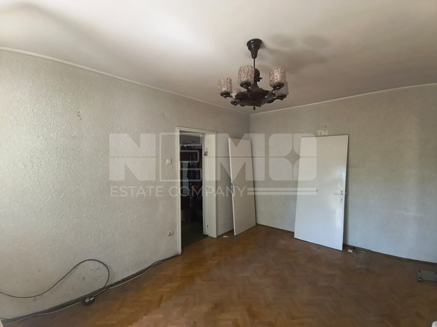 Apartament 3 camere, Ultracentral, etaj 2, vedere parc - Poză 3