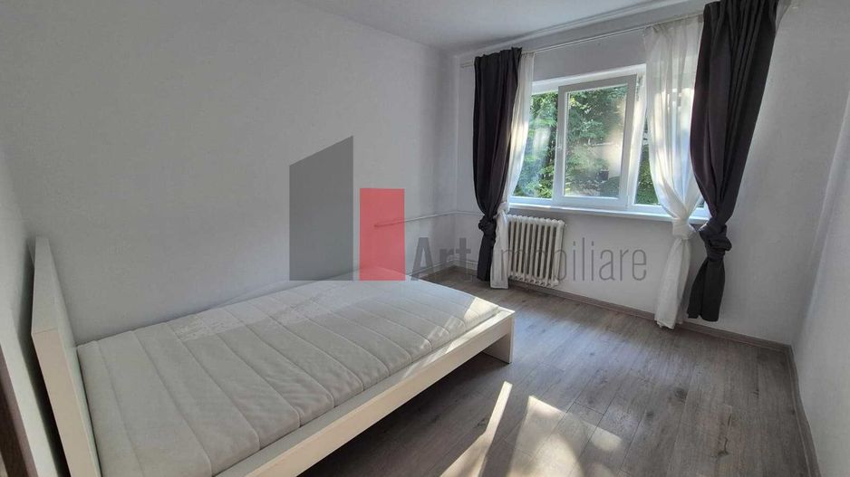 Închiriere apartament 4 camere- zona Politehnicii - Poză 6