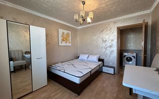 Apartament cu 3 camere  | 55 mp | Centru  |  Comison 0 - Poză 3
