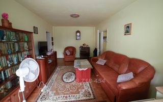 Centru 2 Camere , 52mp, liber, 120000Euro - Poză 1