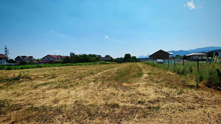 BARTOLOMEU,intravilan,intre case,suprafata de 774 mp,constructii P+2 - Poză 14