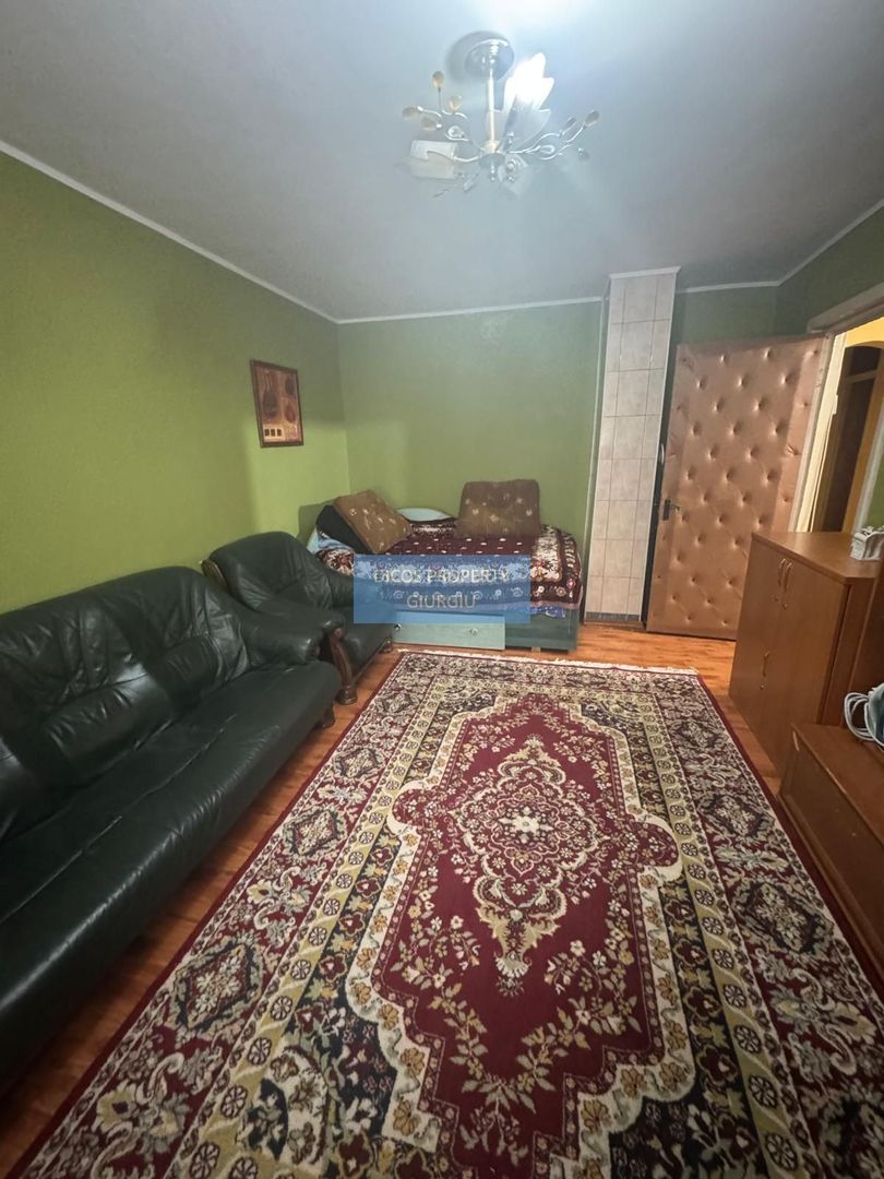 Apartament 4 camere de vânzare – zonă Școala 8 - Poză 12