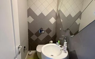 Vila mare in Pantelimon aproape de Lacul Pantelimon, la cheie - Poză 1