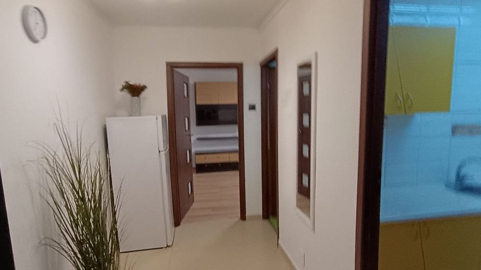 Garsoniera Decom.+Balcon ( pretabil spat.comerc./investitie) PARTER/4 - Poză 1