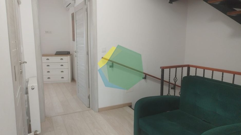 Vilă duplex moderna cu curte generoasa in Otopeni - Poză 2