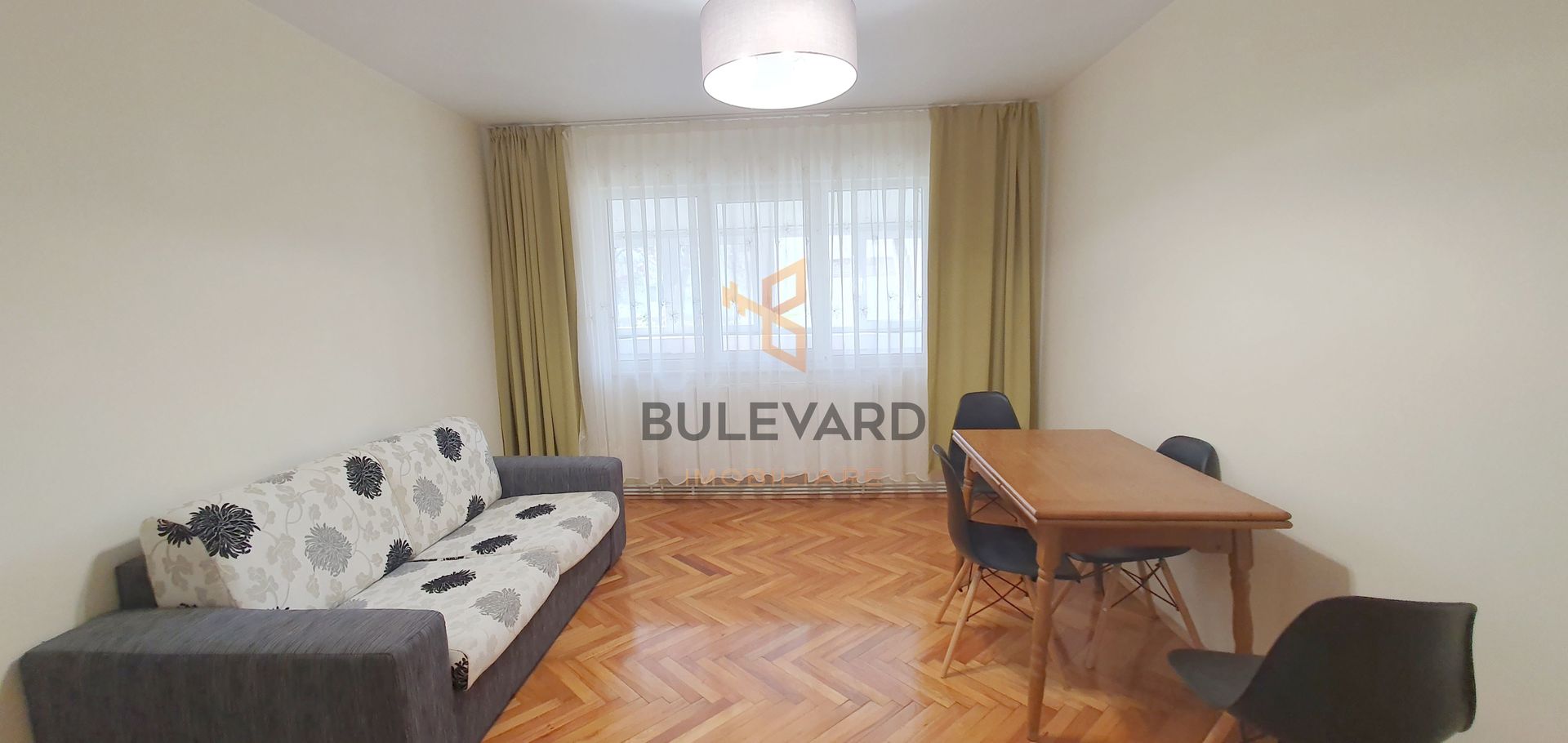 Apartament cu 3 camere, zona strazii Putna! - Poză 1