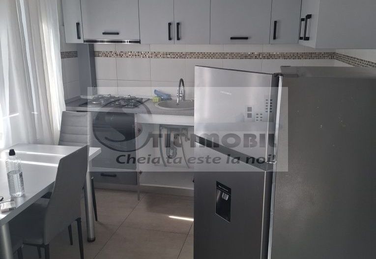 Casa/Vila de închiriat- 750 euro - Poză 4