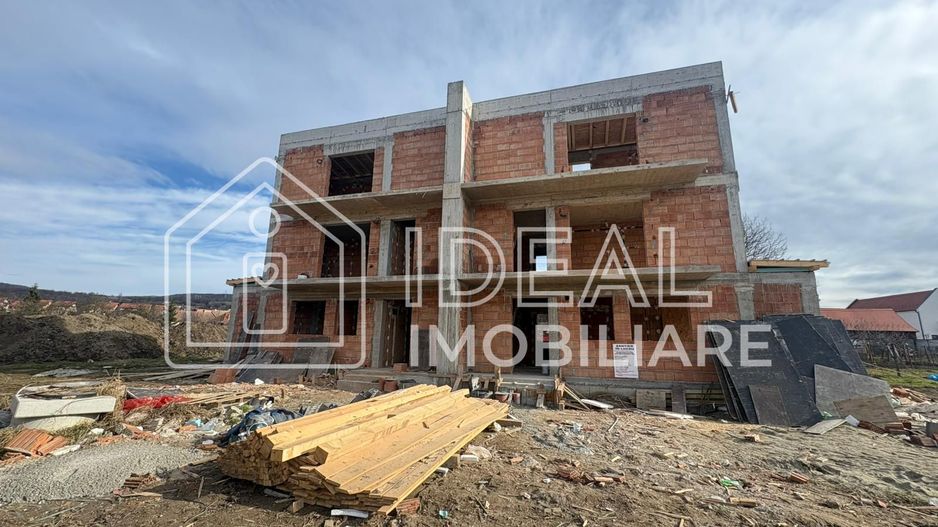 Duplex Modern cu 4 camere si gradina, în Gușterita - Poză 3