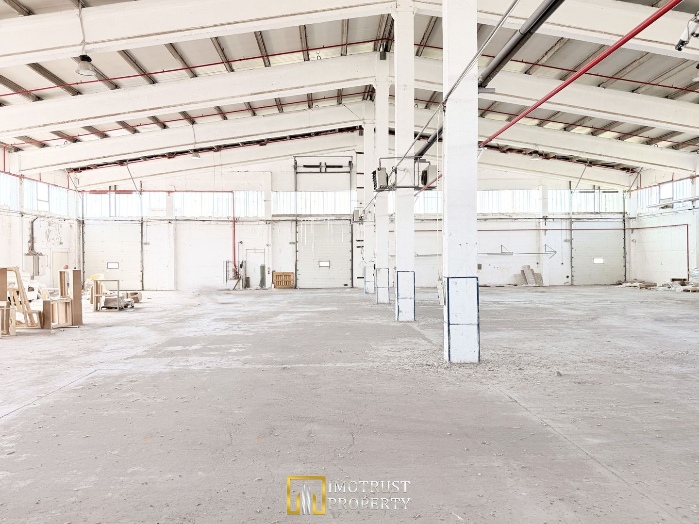 Hala industriala de inchiriat în Arad – 1.354 mp, acces TIR - Poză 1
