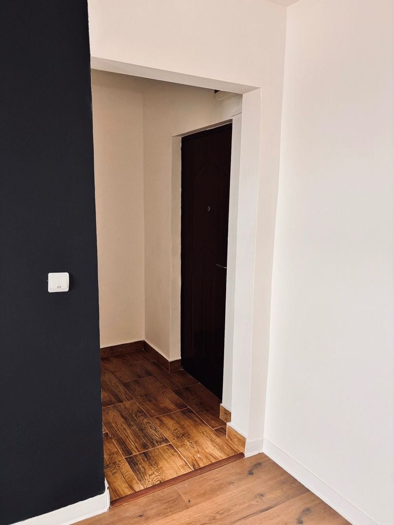 Calea Buziasului | 1 Camera | Recent renovat | Disponibil imediat - Poză 3