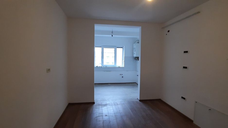 Apartament cu 6 camere si 4 locuri de parcare - Kaufland - Poză 1