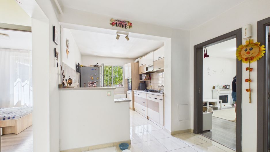 Apartament 4 camere decomandat | Parter | Metrou la 7 minute | - Poză 16