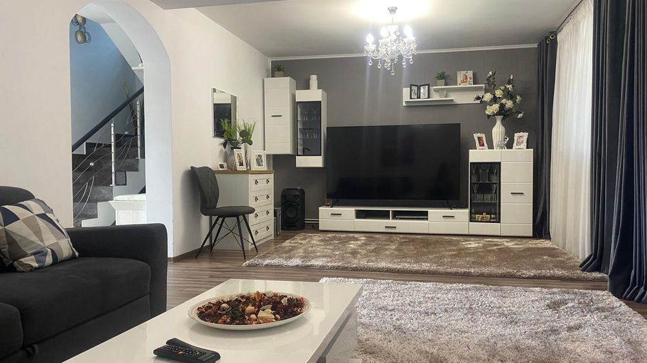 Se vinde casa cocheta,confortabila -5 minute de Târgoviște – Dumbrava - Poză 7