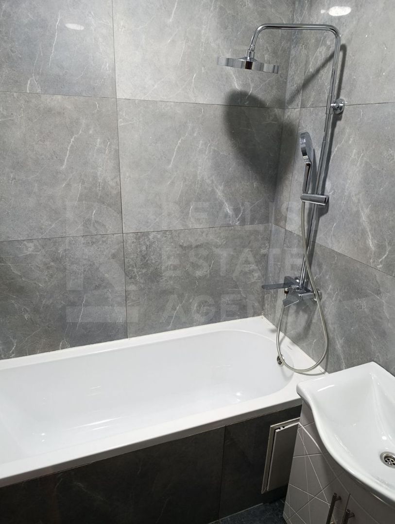 Vânzare, apartament, 3 camerа, strada Ştefan Cel Mare, Bălți - Poză 7