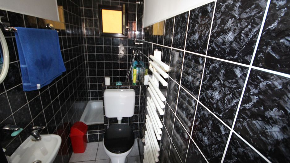 Imobil cu destinatie mixta - Poză 27