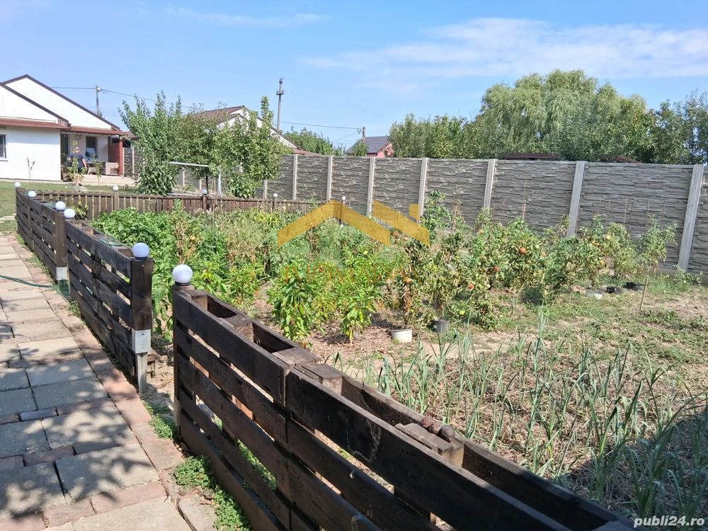 -Casa Individuala - 4 camere -teren generos - - Poză 14