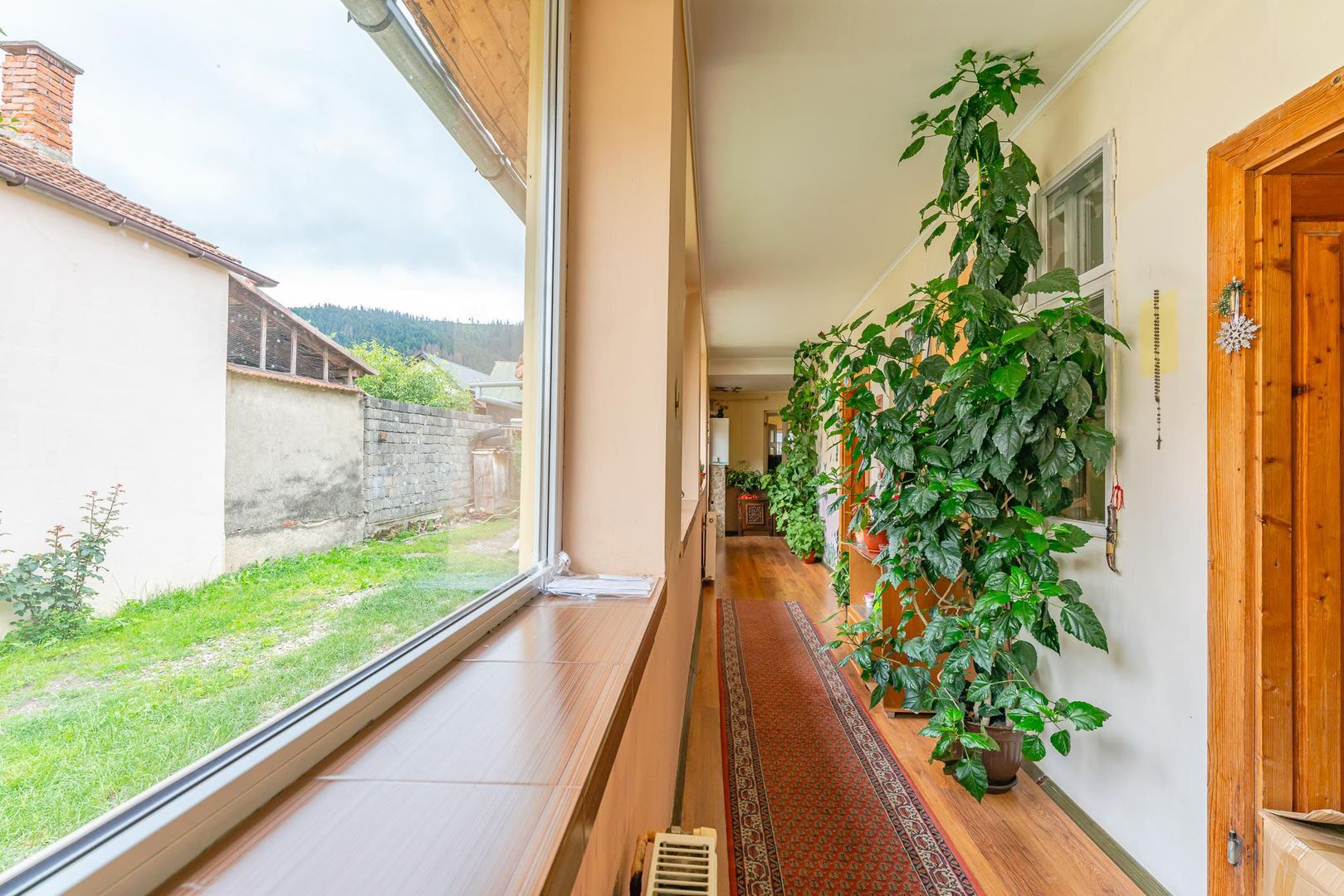 Casa in Sacele dispusa pe un singur nivel - Poză 8