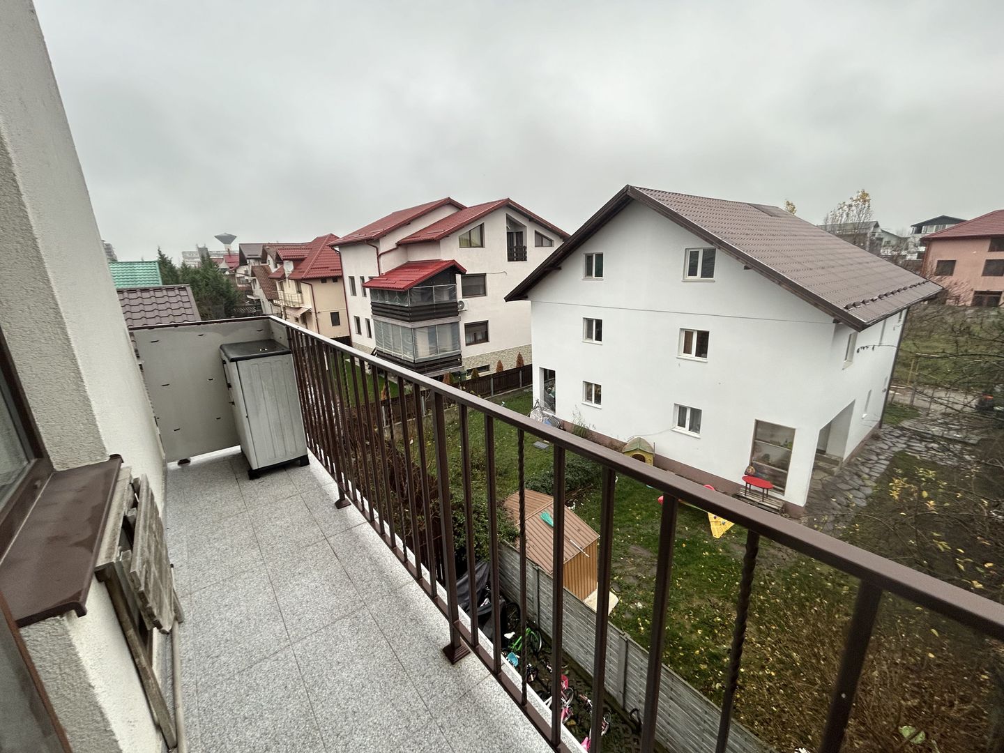 2 Camere Trapezului + Loc Parcare - Poză 9