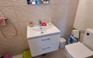 De vanzare 1/2 duplex, 4 camere, 200 mp teren, Alba-Micesti - Poză 9