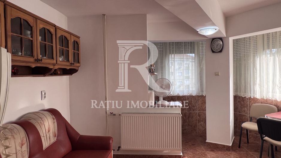 Apartament cu 3 camere | Costache Negruzzi | Decebal | Oradea - Poză 5