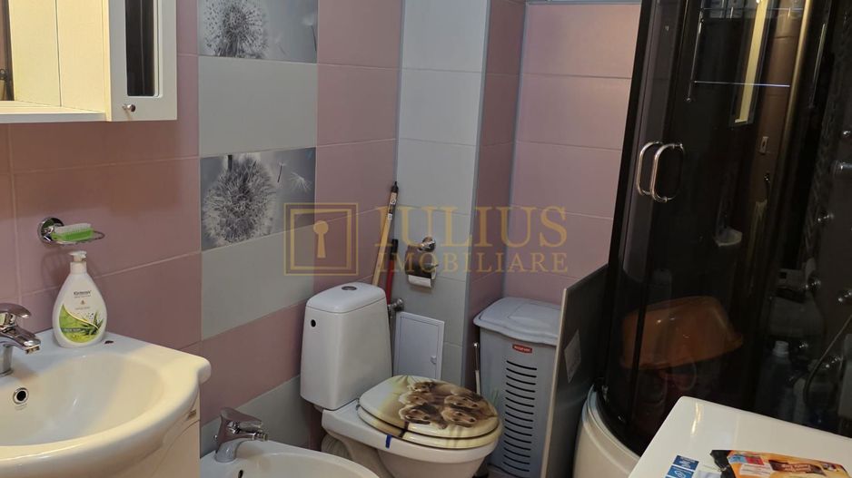 3 camere-107 mp, situat intr-o vila, loc de parcare, centrala gaz - Poză 17