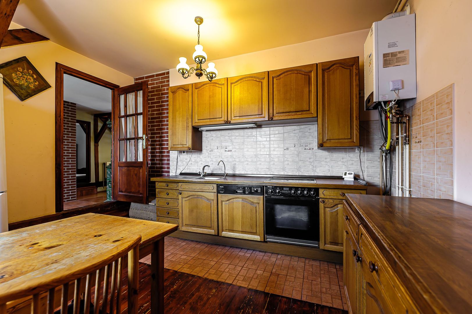 Apartament boem cu 3 dormitoare, lângă Teatrul IOAN SLAVICI, Arad. - Poză 9