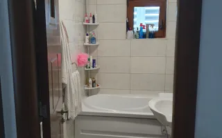 Apartament 4 camere etaj 1 Cartier Noua 99mp doua parcari - Poză 11
