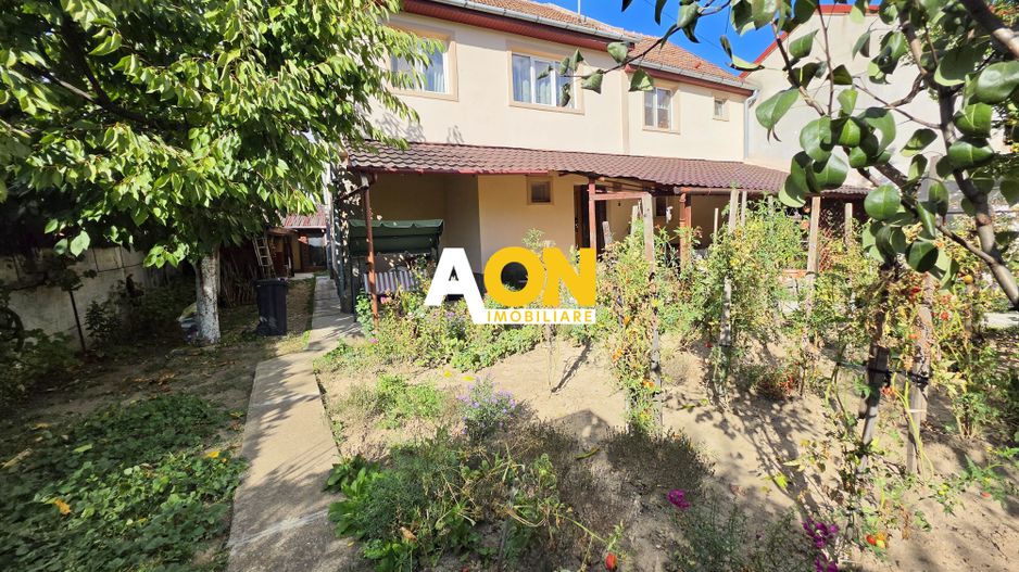 Casa 5 camere + anexe, 552 mp teren,  Centru, zona Prefectura - Poză 2