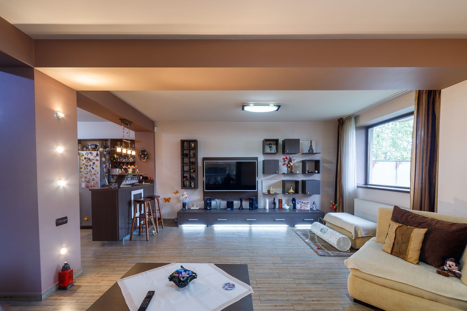 Vânzare, Duplex, 8 camere, zona Militari - Poză 1