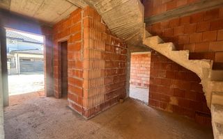 Casa MODERNA cu Garaj si teren 550mp - Poză 1