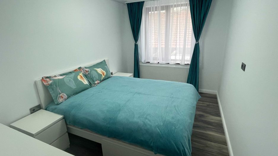 Inchiriere apartament 2 camere in curte privata militari - Poză 3