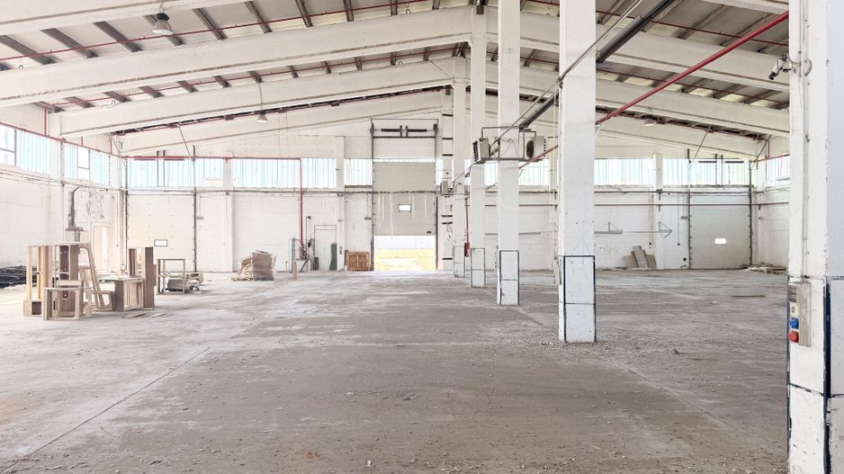 Hala industriala de inchiriat în Arad – 1.354 mp, acces TIR - Poză 5