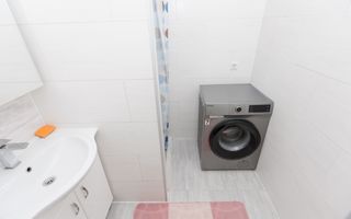 Vânzare ,apartament ,5 camere, str.Botanica Veche, sectorul Botanica - Poză 11