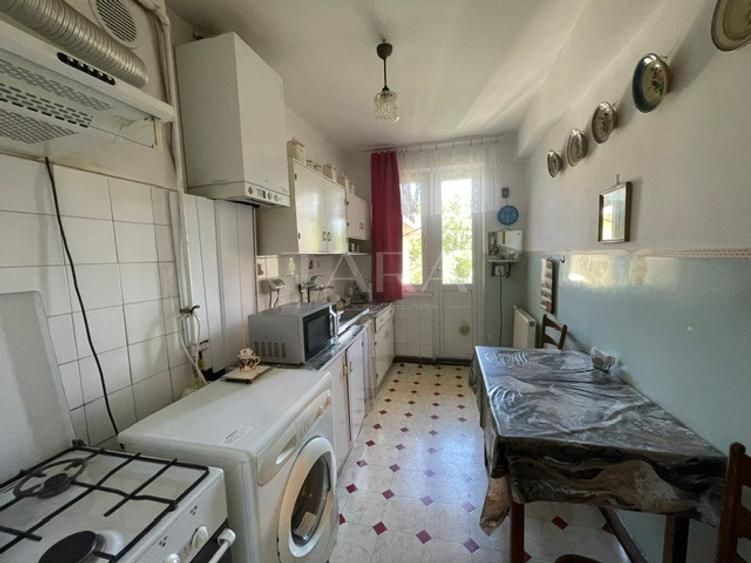 Apartament în Zonă Centrală – Ideal pentru locuit sau investiție. - Poză 4