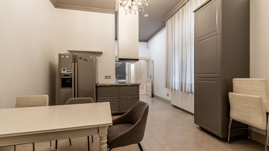 Apartament spatios cu 3 camere de LUX pe Metianu Comision 0 - Poză 3