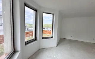 Casa individuala-4 dormitoare,225 mp utili,garaj-Chinteni - Poză 11