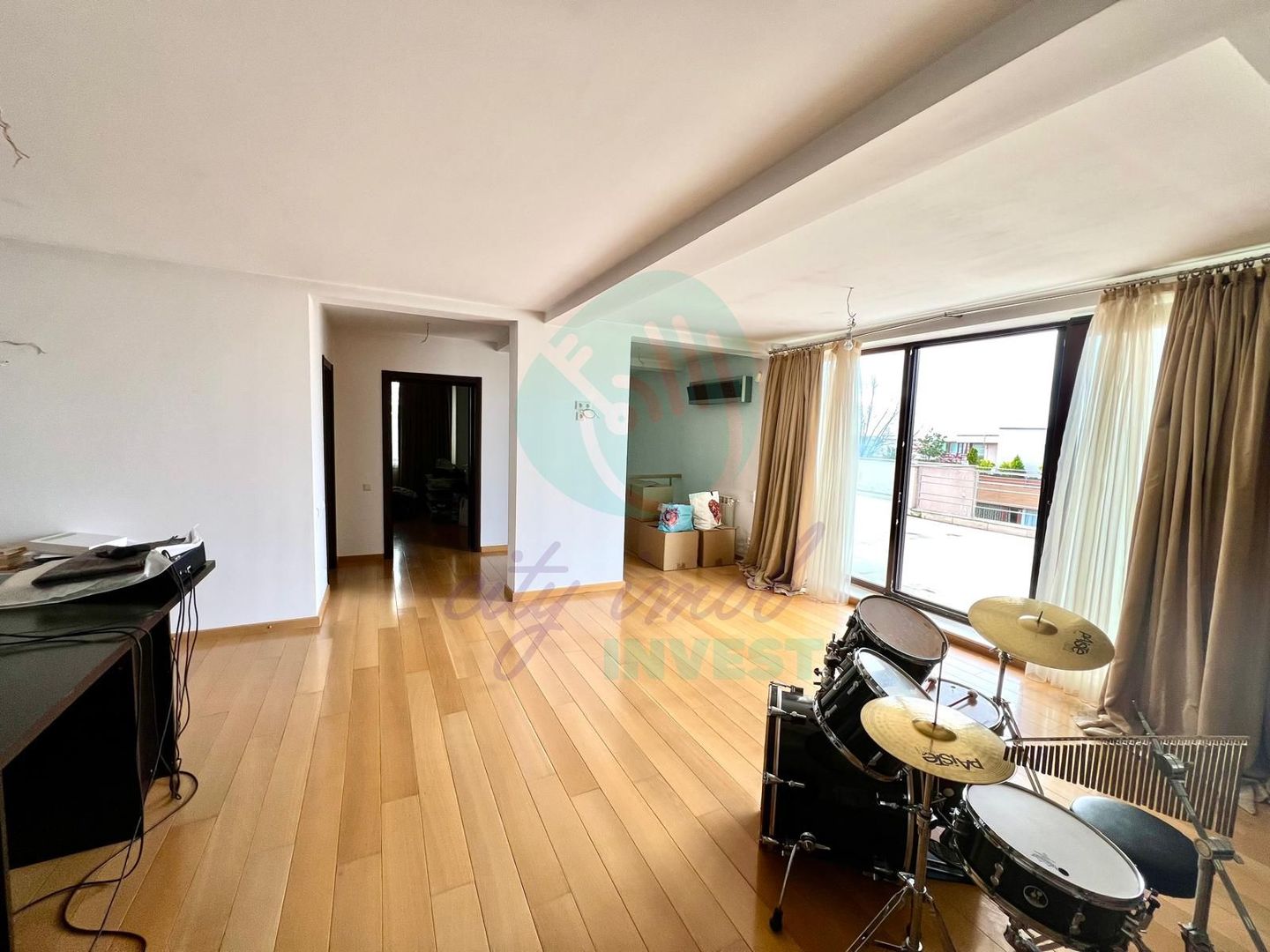 Vila individuala 10 camere Iancu Nicolae- Jolie Ville - Poză 13