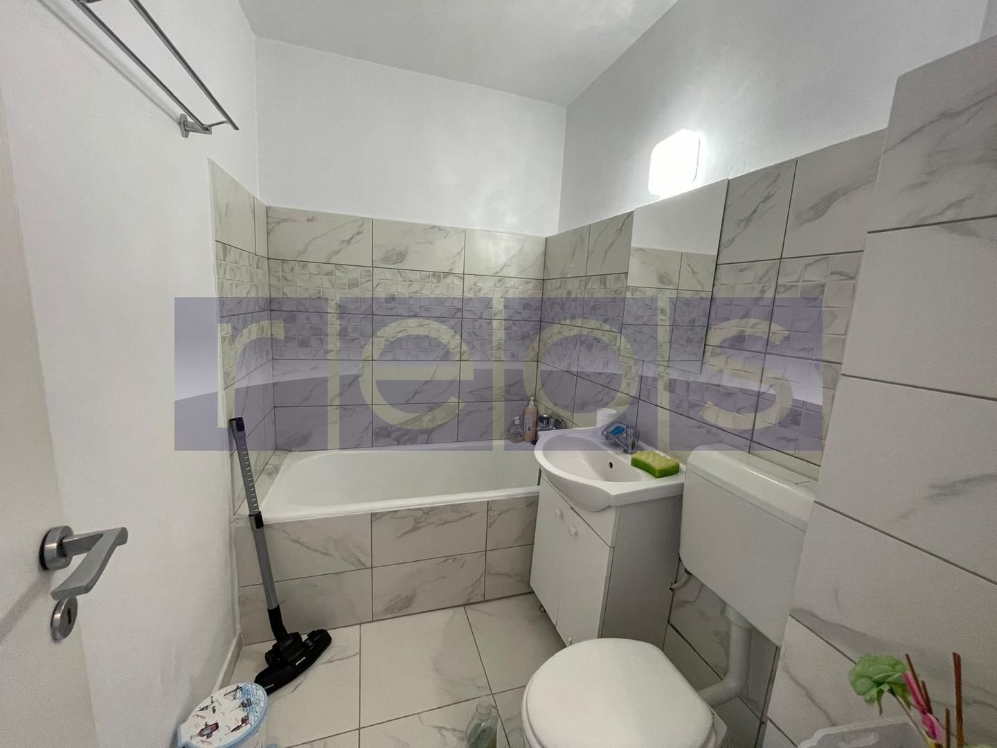 VANZARE APARTAMENT 2 CAMERE 50MP RENOVAT MODERN METROU 1 DECEMBRIE TITAN - Poză 10