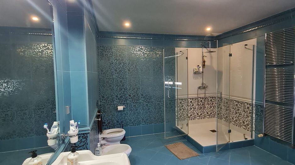 Lux la 5 minute de Iulius Twon - Poză 82