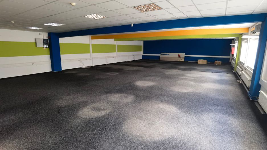 Spatii birouri/servicii - Poză 17