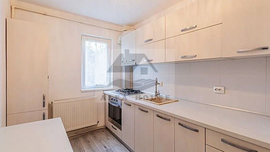 Apartament cu doua camere, zona Astra 43 mp, Renovat 2025 - Poză 4