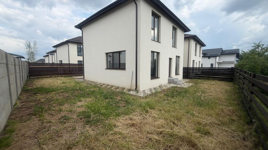 CASA INDIVIDUALA- RATE LA DEZOLTATOR, TOATE UTILITATILE,COMISION 0% - Poză 1