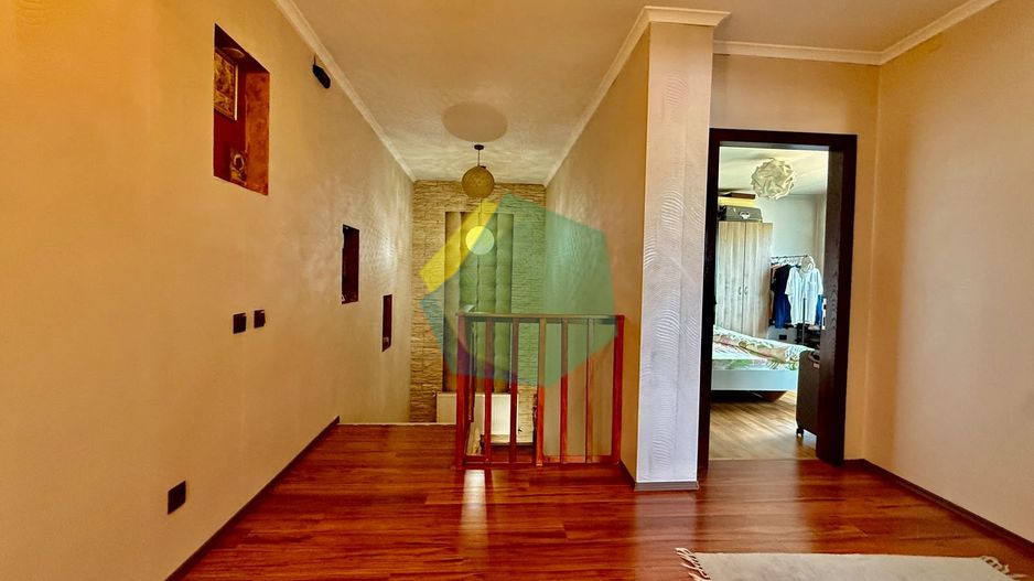 Casă elegantă cu piscină și curte generoasă – Otopeni Ferme - Poză 9