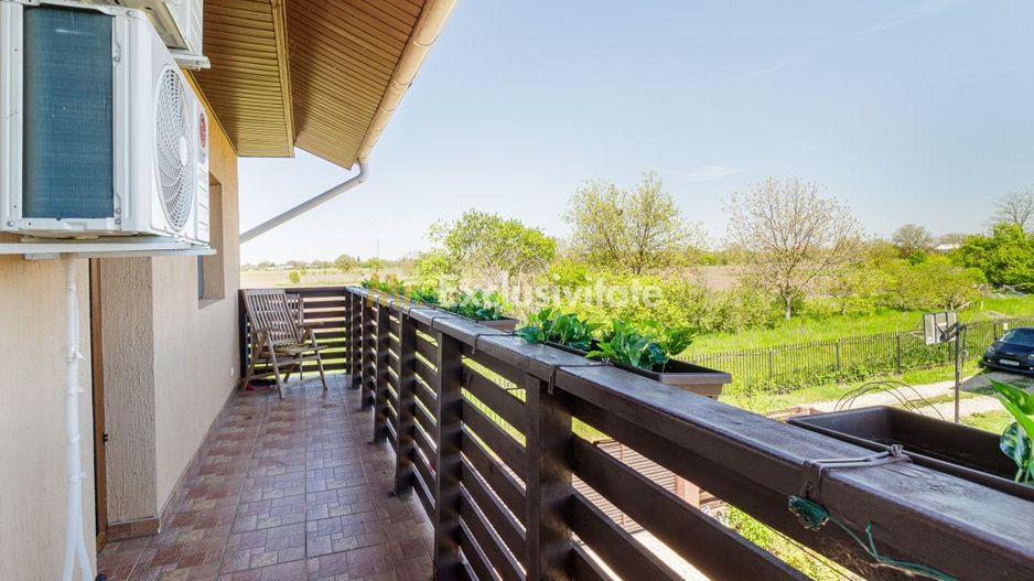 Casa cu suflet si gradina spectaculoasa - Poză 21