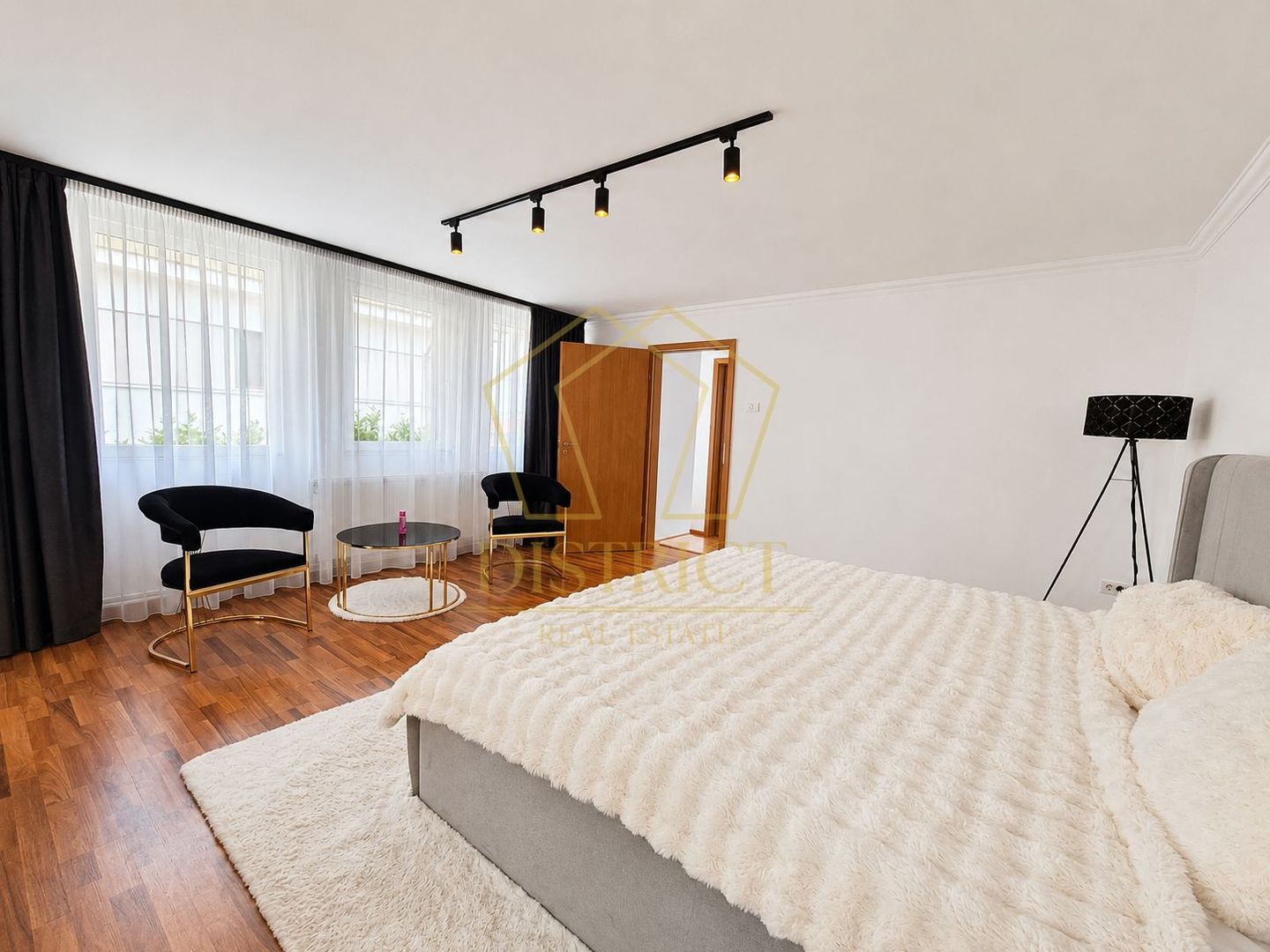 COM 0% Duplex cu 3 camere, teren 537 mp si anexa 60mp | Dumbravita - Poză 12