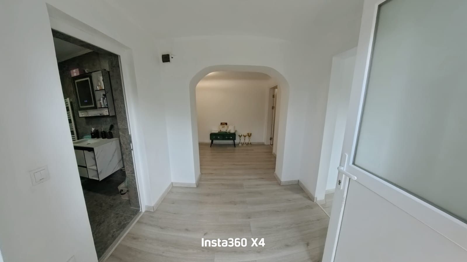 Casă pe parter + 550 mp teren + garaj 25 mp - Poză 9