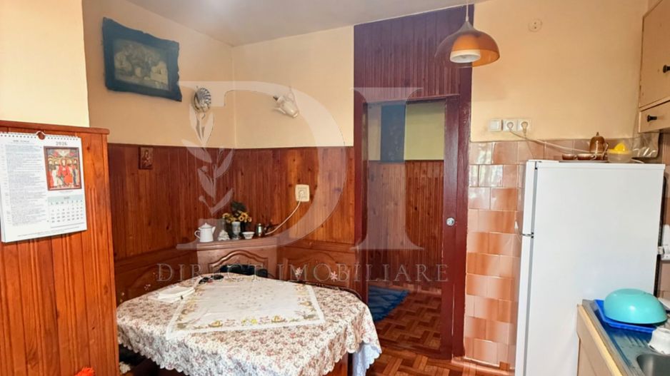 Apartament complet decomandat / etaj intermediar / - Poză 9