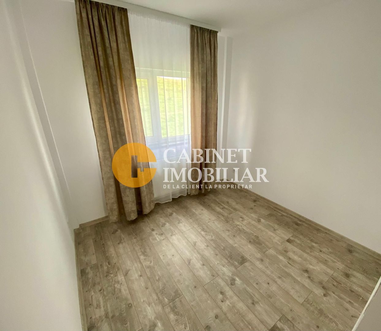 VISAN - 3 CAMERE - BLOC NOU - INTABULAT - LOC PARCARE INCLUS - Poză 4